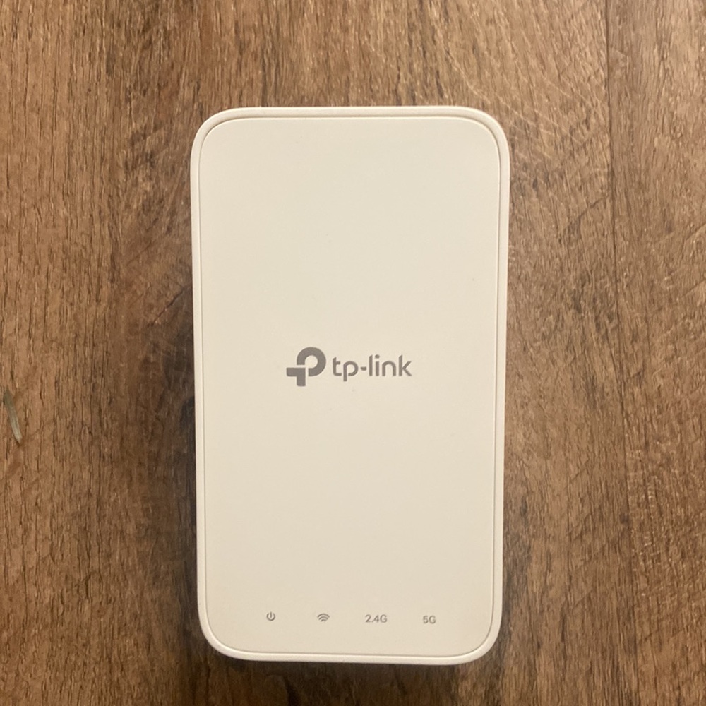 TP link WiFi extender- AC750 Model